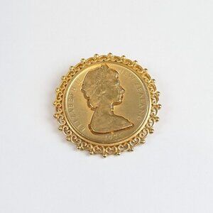 1974 Elizabeth II New Zealand Framed Cut Coin Brooch Gold Tone